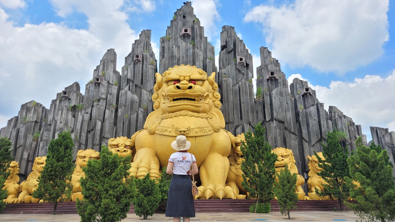 tour Suói Tiên - Theme travel